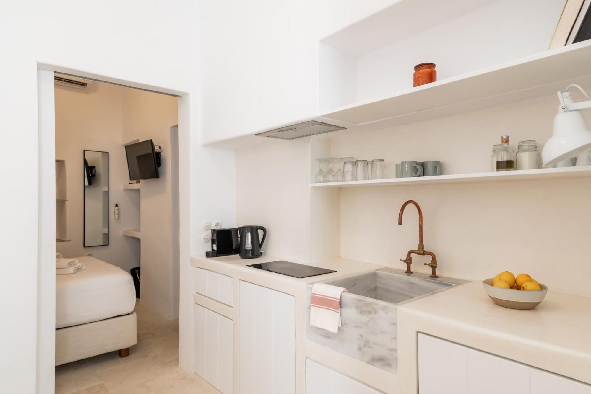 Aniko Suites White Alley Mykonos Town Zewnętrze zdjęcie
