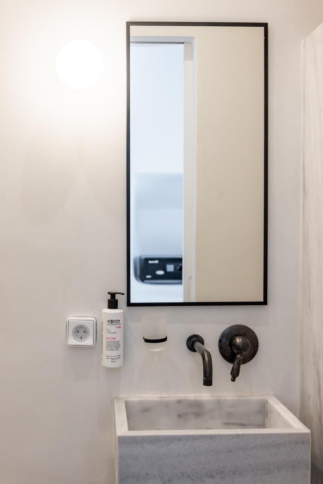 Aniko Suites White Alley Mykonos Town Zewnętrze zdjęcie