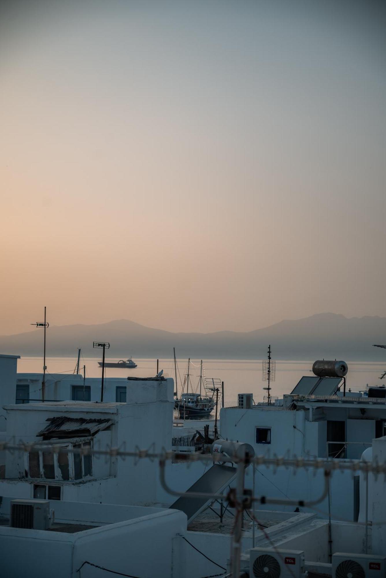 Aniko Suites White Alley Mykonos Town Zewnętrze zdjęcie